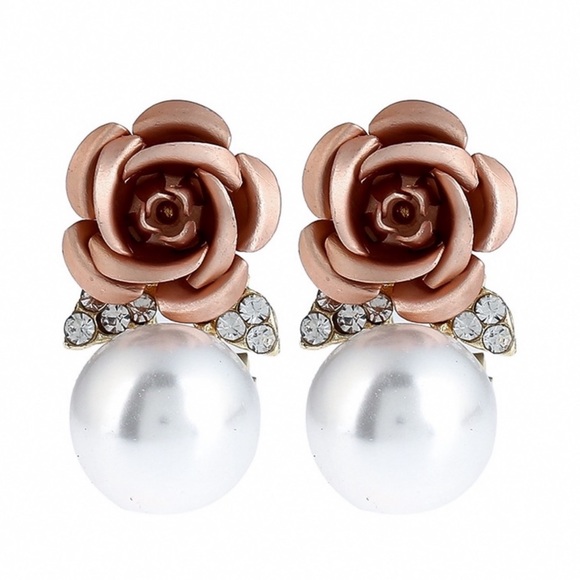 2/$20! Gold w/Champagne Pink Rose/Pearl Earrings - Picture 2 of 9